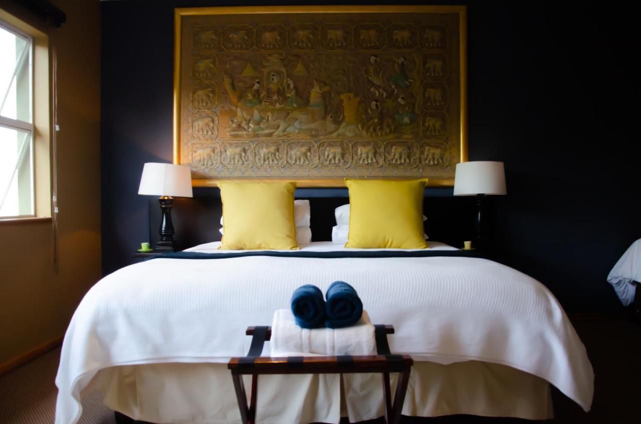 Desert Dew Guest House Hutchinson ภายนอก รูปภาพ