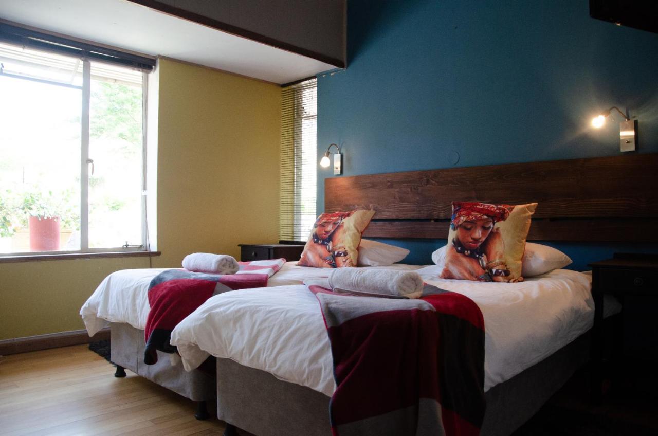 Desert Dew Guest House Hutchinson ภายนอก รูปภาพ