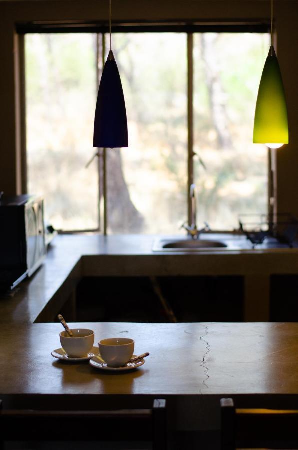 Desert Dew Guest House Hutchinson ภายนอก รูปภาพ