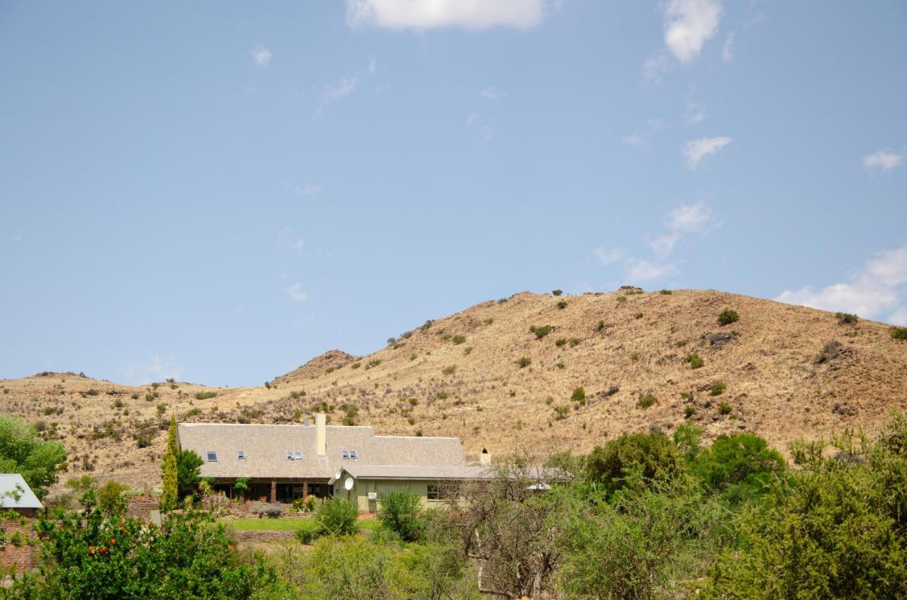 Desert Dew Guest House Hutchinson ภายนอก รูปภาพ